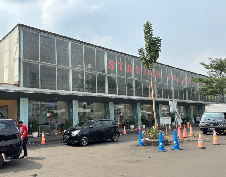 Estación Pasar Senen (Yakarta)