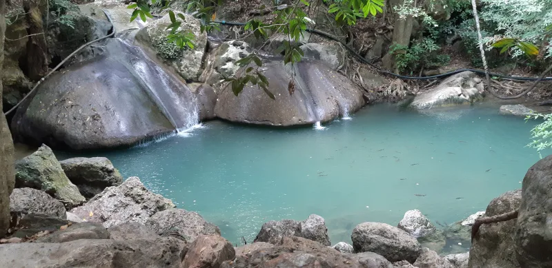 CASCADAS DE ERAWAN, Oke Nang Phee Sue, parque Erawan, Kanchanaburi