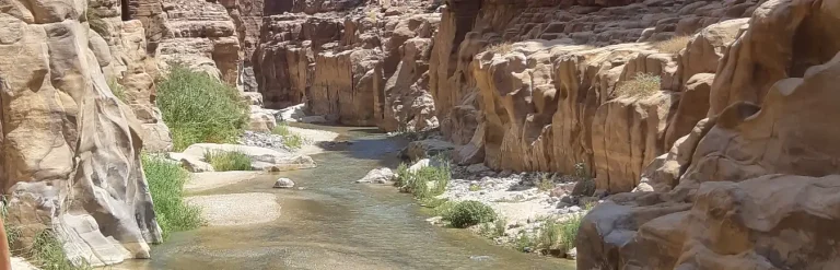 Visitar Wadi Mujib, viajar a Jordania