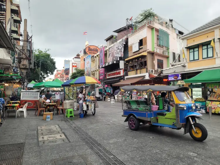 Khao San Road, qué ver en Bangkok, viajar a Tailandia