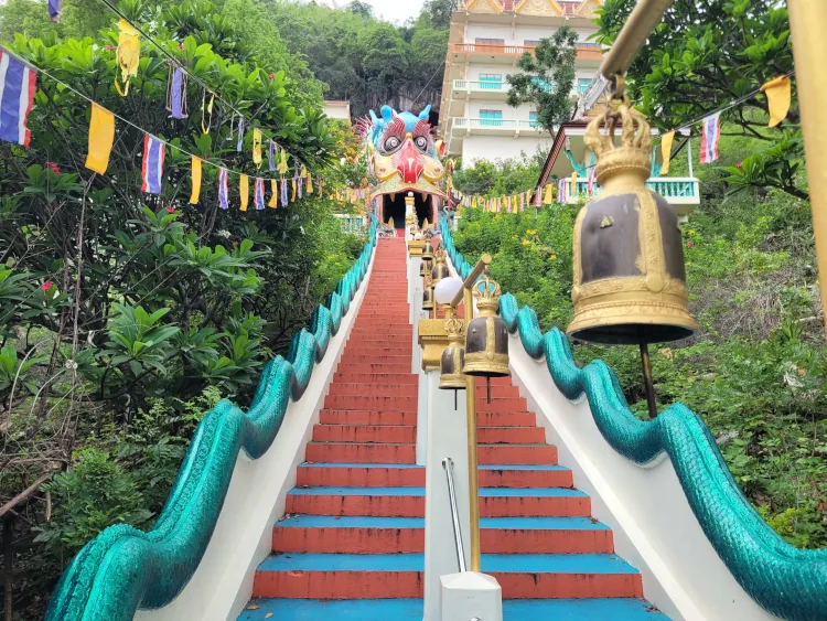 Wat Ban Tham, viajar a Tailandia, ruta por Tailandia