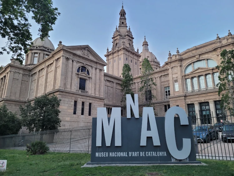 MNAC, qué ver en Montjuïc, qué hacer en Barcelona, Museo Nacional de Arte de Cataluña