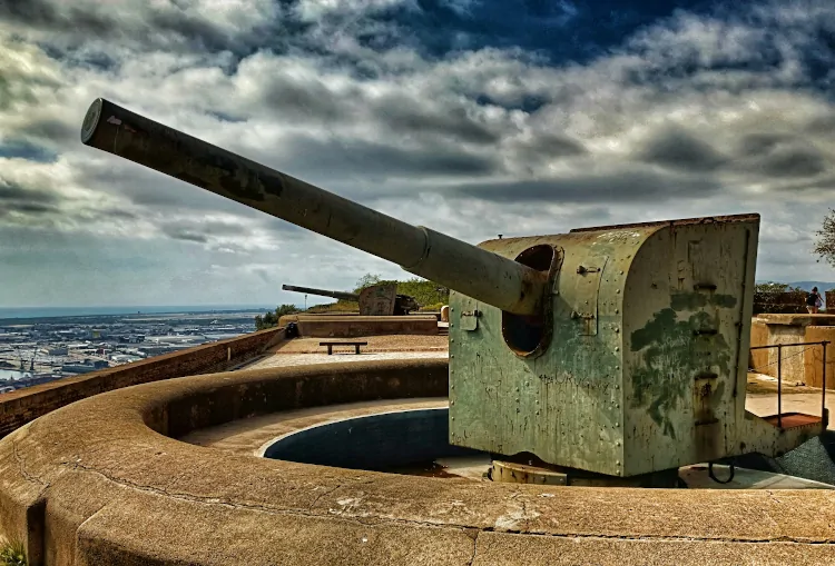 qué ver en Montjuïc, qué hacer en Barcelona, Castillo de Montjuic