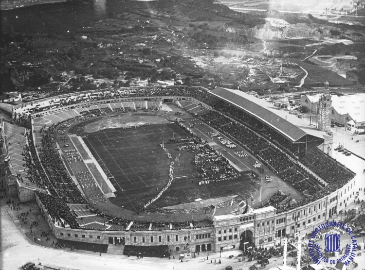 Estadio de Montjuïc en 1929, qué hacer en Barcelona, guía de Barcelona, vacaciones en Barcelona, destinos españoles