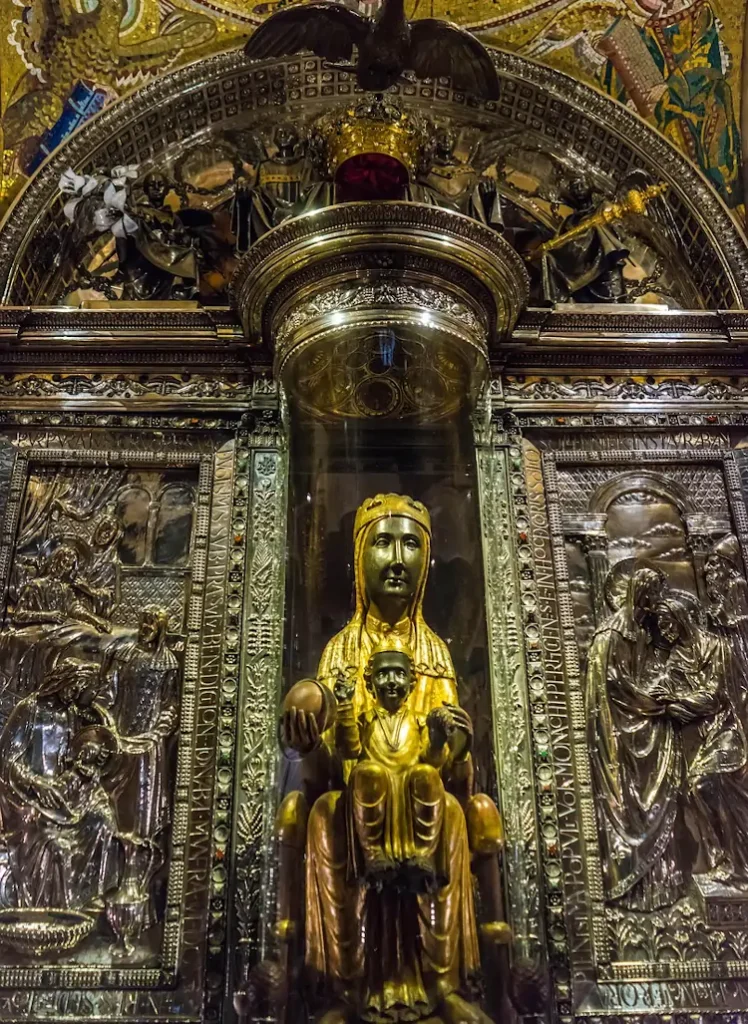 Virgen de Montserrat
