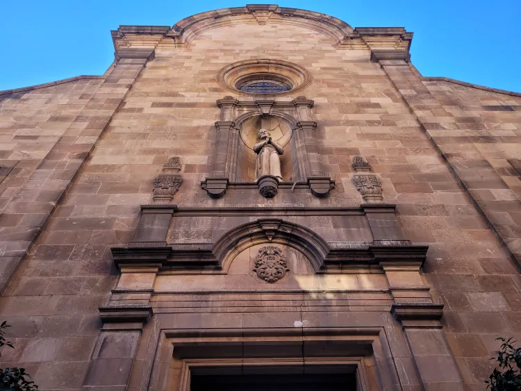 qué hacer en Barcelona, Plaça del Sol