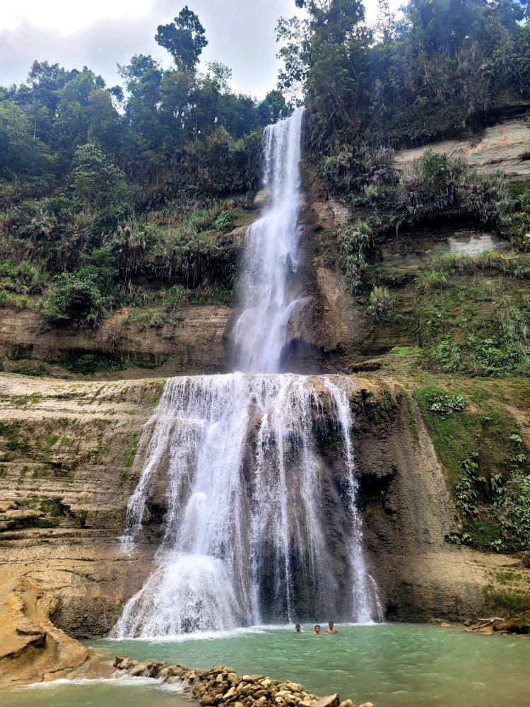 que hacer en Bohol, qué ver en Anda, viajar a Filipinas, Can-umantad Falls