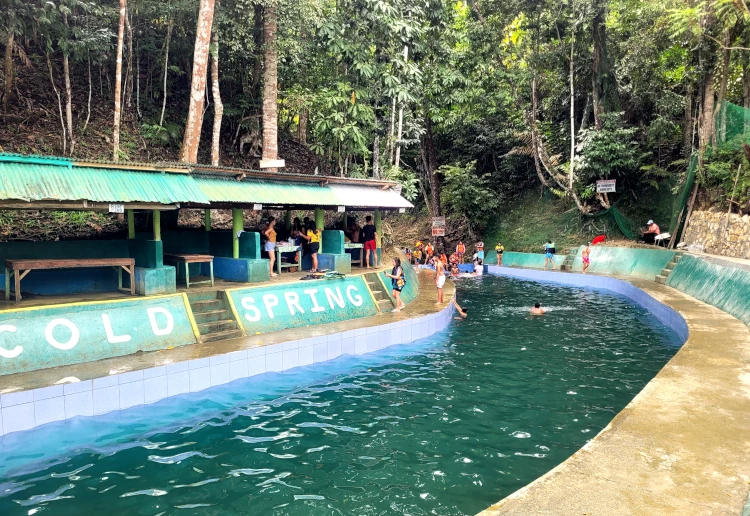 Canawa Cold Spring, vacaciones en Filipinas, qué ver en Anda