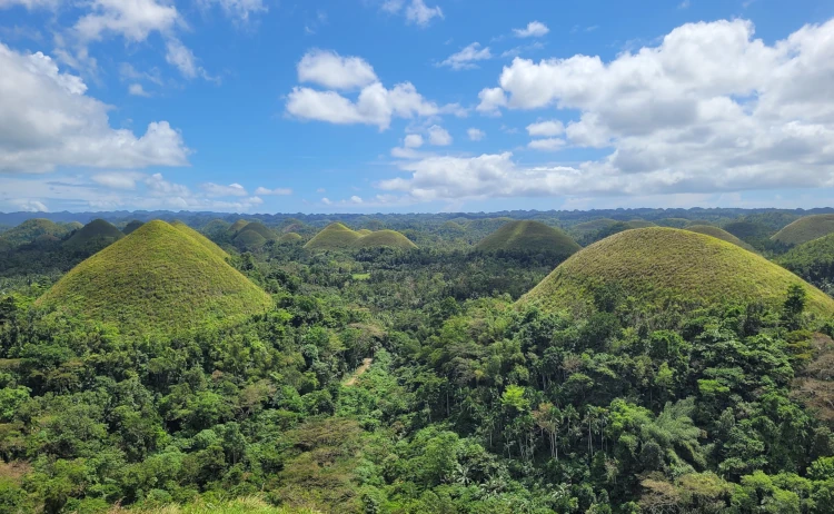 que hacer en Bohol, qué ver en Loboc, viajar a Filipinas, Chocolate Hills