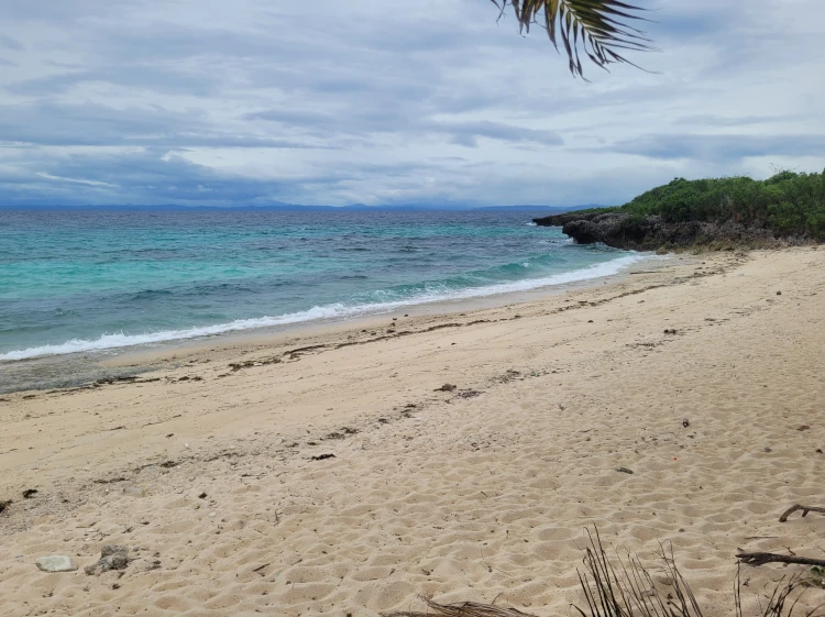 Bantigue Beach