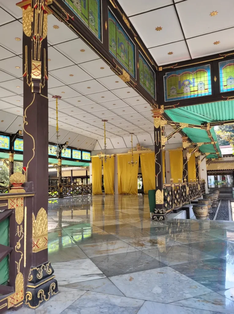 Pabellón ceremonial del Kraton de Yogyakarta