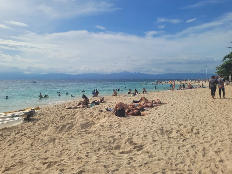 qué hacer en Moalboal, viajar a Filipinas, vacaciones en Filipinas, qué ver en Cebú, White Beach