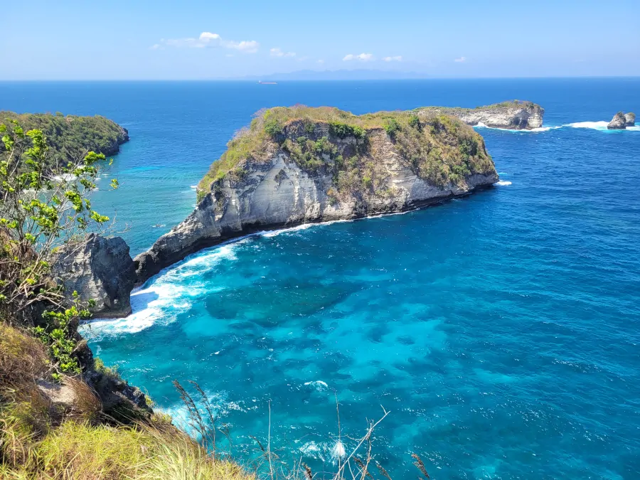 Acantilados en la zona este de Nusa Penida, entre Atuh Beach y Diamond Beach