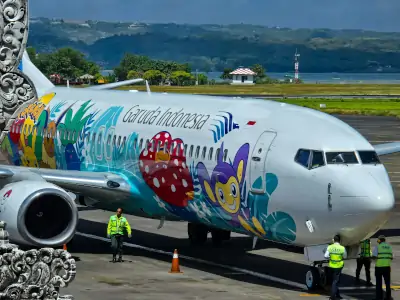Avión en el aeropuerto de Bali